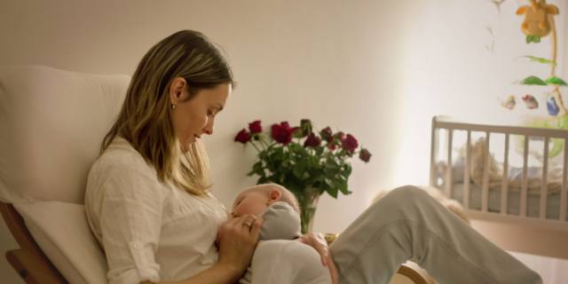 Il latte materno trasmette anticorpi Covid?