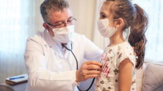 Il vaccino anti Covid-19 causa miocardite nei bambini?