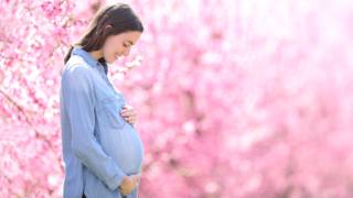 Chirurgia plastica in gravidanza: cosa si può fare
