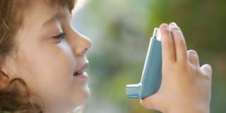 I bambini con asma possono fare il vaccino spray anti-influenzale?