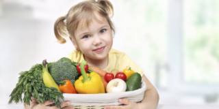 Il bambino rifiuta frutta e verdura? Portalo a Spettacoli alla frutta