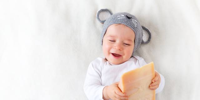Quando dare i formaggi al neonato: la tabella in base alla tipologia