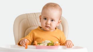 dieta vegetariana ai bambini: ci sono rischi?