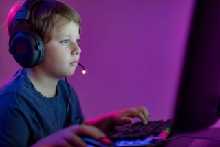gaming eccesivo: attenzione ai bambini