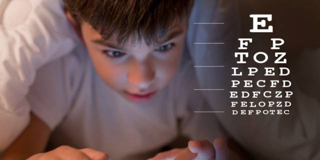 Miopia dei bambini: come si guarisce in crescita coi farmaci o con le lenti correttive