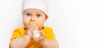 l'allergia al latte è frequente nei neonati