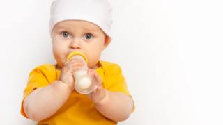 l'allergia al latte è frequente nei neonati