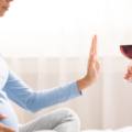 l'alcol in gravidanza fa sempre male