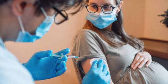 I vaccini per il Covid sono sicuri in gravidanza?