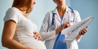 In caso di malattie autoimmuni in gravidanza occorrono controlli più ravvicinati dal medico