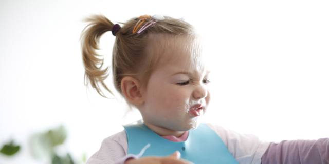 Cosa fare se il bambino rifiuta di mangiare il pesce