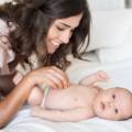 Le cure del primo mese del neonato sono semplici, ma vanno eseguite con la massima cura. Ecco una guida con tanti consigli utili