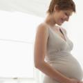 Le mamme in procinto di partorire si chiedono come viene al mondo un bebè, in modo da sapere cosa aspettarsi e cosa poter fare per alleviare i dolori del travaglio