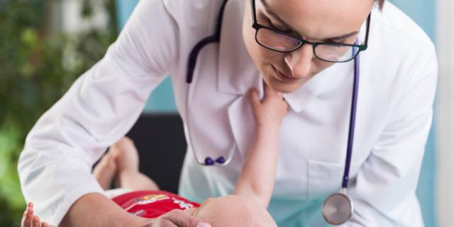 Meningite fulminante bambini: sintomi, prevenzione e vaccino