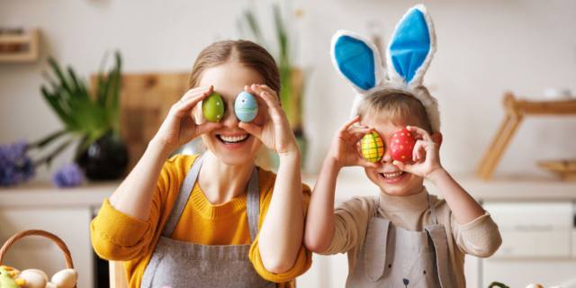 Come colorare le uova di Pasqua con i bambini