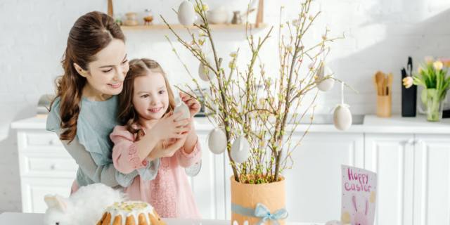 Albero di Pasqua fai da te: come realizzarlo con i bambini