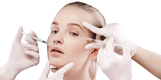 Adolescenti e chirurgia estetica: quando dire sì (pochi casi) e quando dire no?