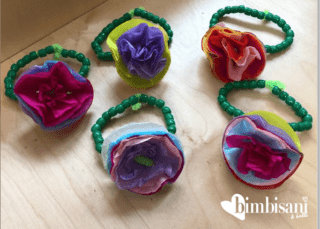 bracciali di fiori di cartapesta bracciali di fiori di cartapesta