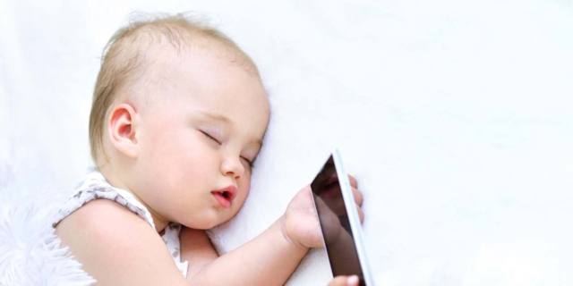 Rumori bianchi per neonati: quali sono e che utilità hanno