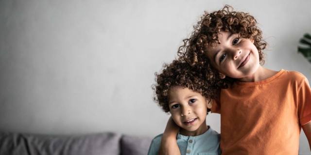 Rapporto tra fratelli: lo spiega la psicologa