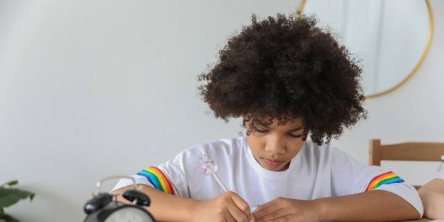 Come insegnare ai bambini a leggere l’ora? Consigli semplici e veloci