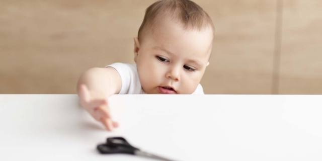 Sicurezza in casa dei bambini: piccoli accorgimenti per evitare incidenti domestici