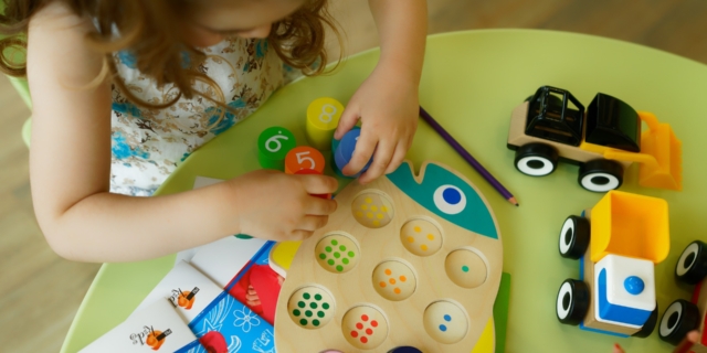 Nidi gratis Regione Lombardia 2023/24: come funziona e chi può fare domanda