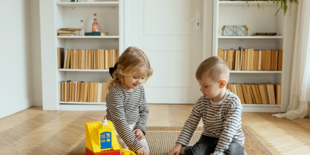 Come insegnare ai bambini a riordinare la stanza: info e consigli utili