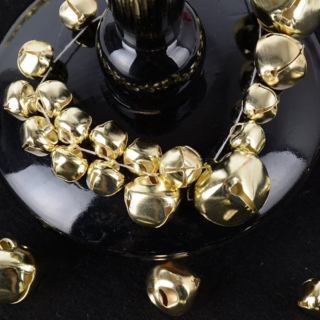 segnaposto-natalizi-fai-da-te-campanelle