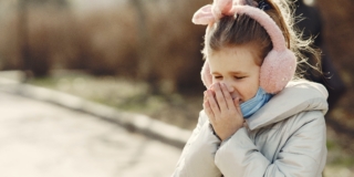 Tosse secca bambini: cause e rimedi