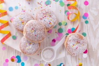 Krapfen alla crema Krapfen alla crema