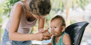 Acqua ai neonati: quando è il caso di darla?