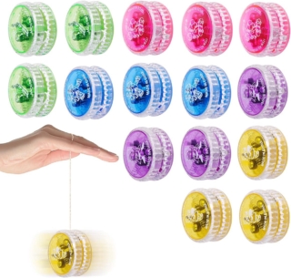 Set di yoyo con luci led Set di yoyo con luci led