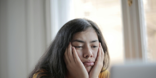 Challenge social: come proteggere i bambini