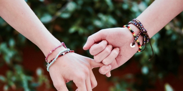 Frasi sull’amicizia, le più belle da dedicare ad amici e compagni di classe