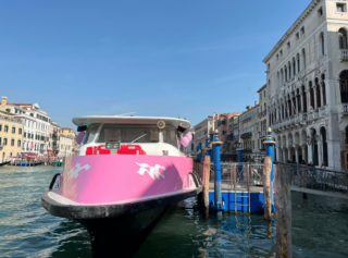 vaporetto rosa venezia vaporetto rosa venezia