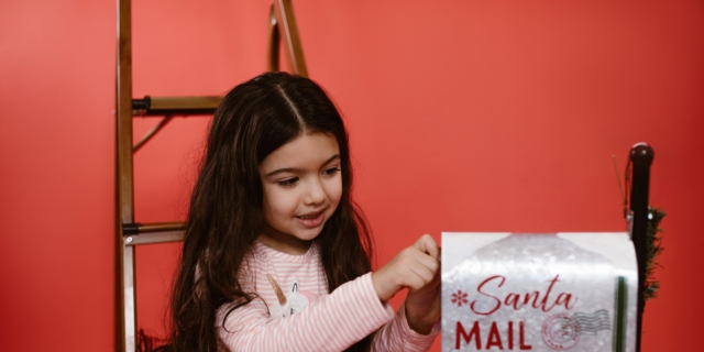 Letterina per Babbo Natale: idee e spunti per scriverla con i bambini