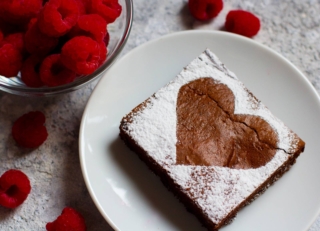Raspberry,Brownie,,Valentine's,Day,,On,A,Light,Background