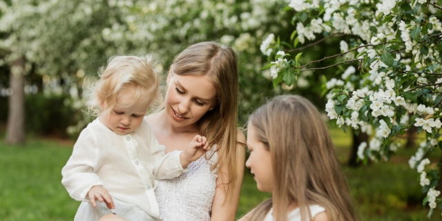 Skincare routine per le mamme: tutti i consigli per ripartire in primavera