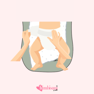 Step per cambiare il pannolino: prcedi al cambio del pannolino Step per cambiare il pannolino: prcedi al cambio del pannolino