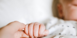 Riflessi neonatali: quali sono e quando vanno controllati
