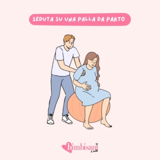Posizione parto seduta su palla da parto