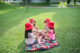 Protezione solare neonati e bambini: come usarla e quale scegliere