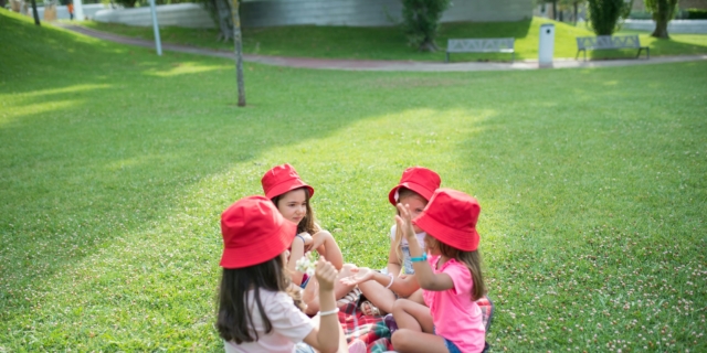 Protezione solare neonati e bambini: come usarla e quale scegliere