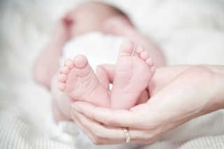 Manovra di Ortolani al neonato: a cosa serve e come si fa
