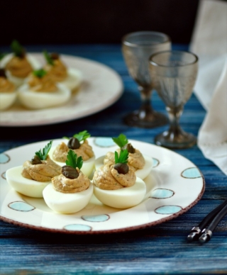 uova ripiene ceci ricotta