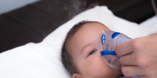 Virus sinciziale: i sintomi e le cure nei bambini