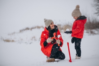 Vivere la montagna in inverno con i bambini: tutte le attività da fare Vivere la montagna in inverno con i bambini: tutte le attività da fare