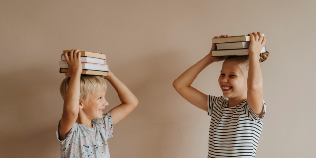 Altezza bambini: come si fa a sapere se il proprio figlio sta crescendo bene e quanto sarà alto