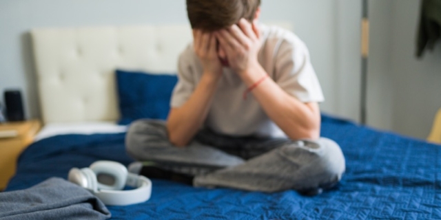 Social vietati ai minori: dopo la Francia, anche la Spagna fissa il limite a 16 anni